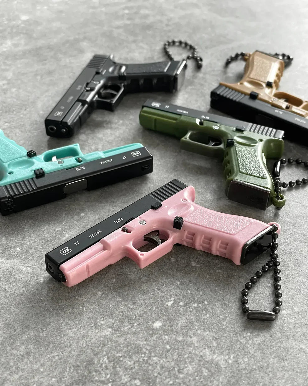 KeyArsenal™ Glock 17 Detachable Keychain