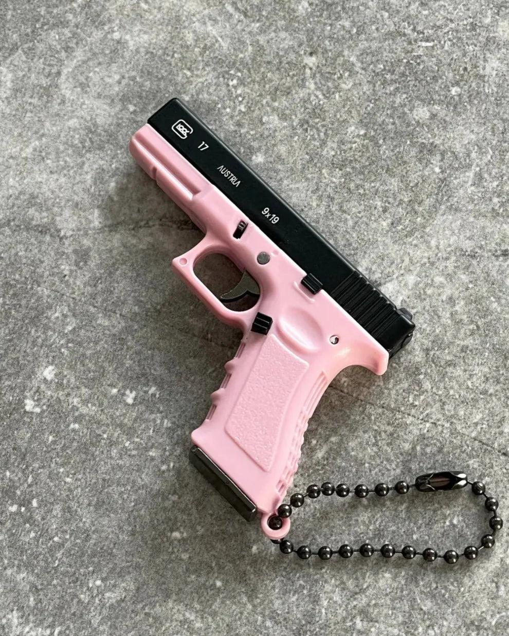 KeyArsenal™ Glock 17 Detachable Keychain