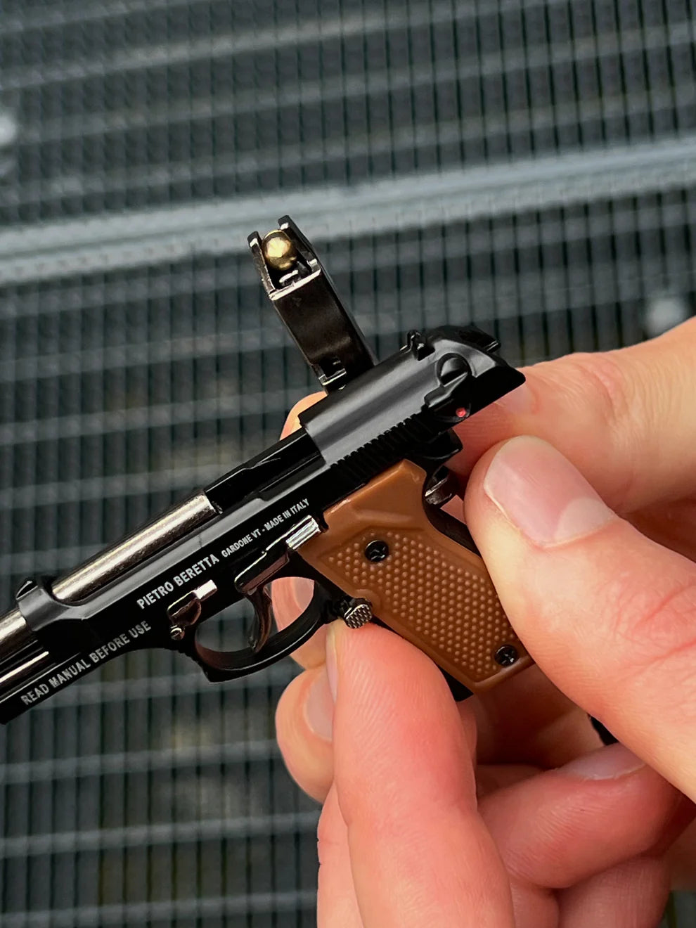 KeyArsenal™ Beretta Detachable Keychain