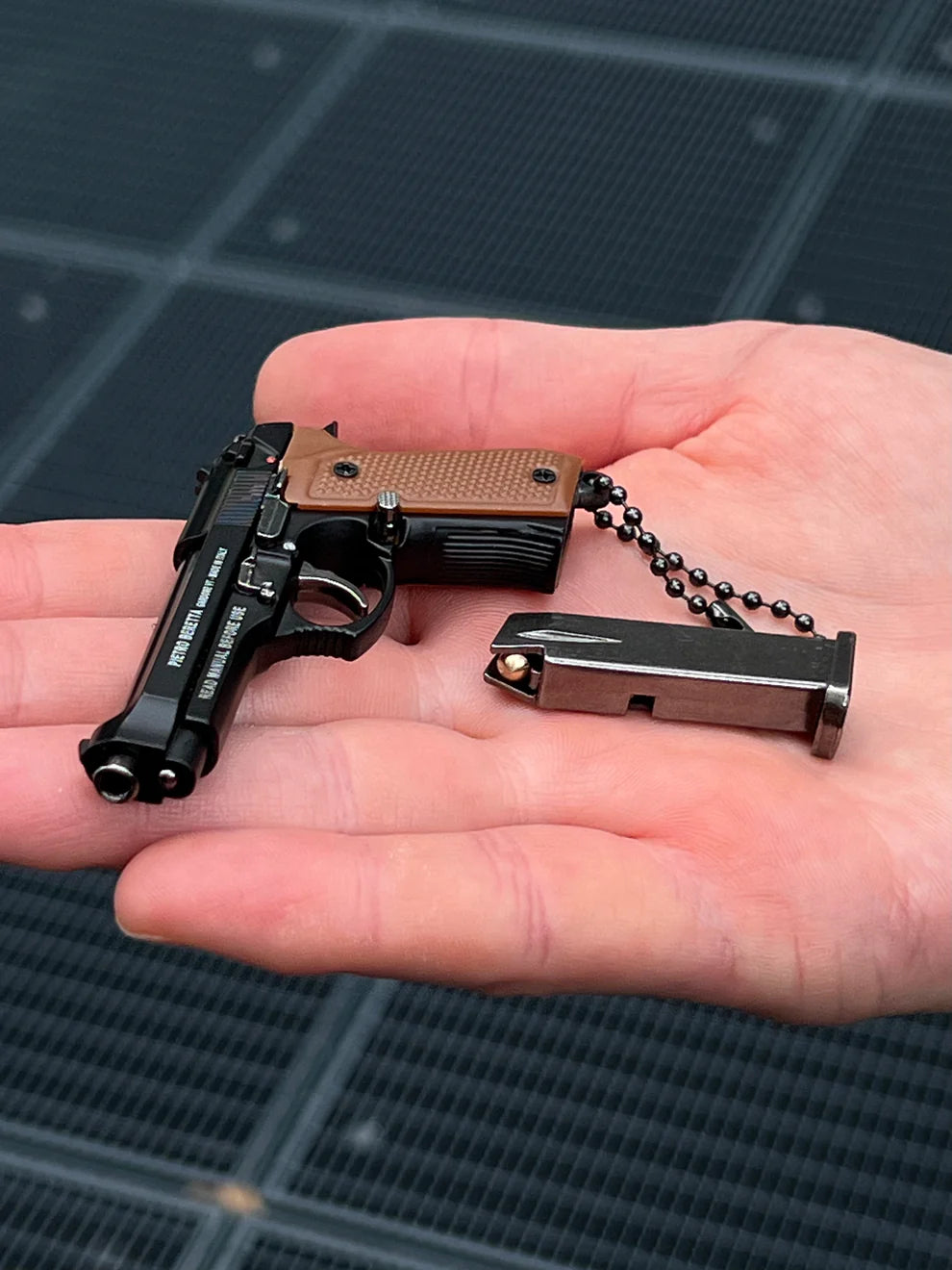 KeyArsenal™ Beretta Detachable Keychain
