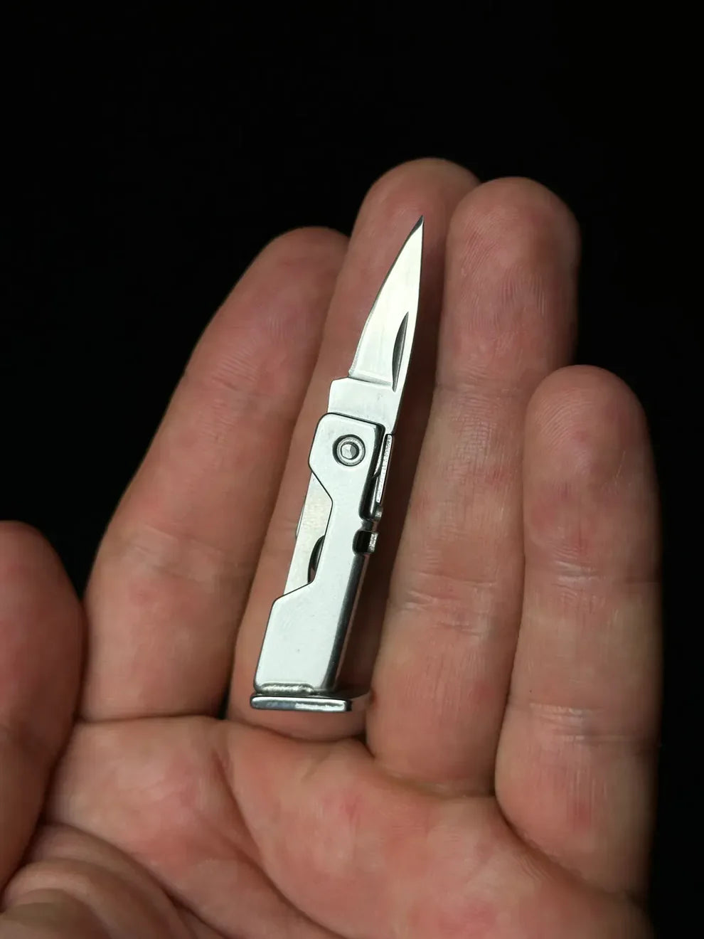 KeyArsenal™ Beretta Multi-Tool Keychain