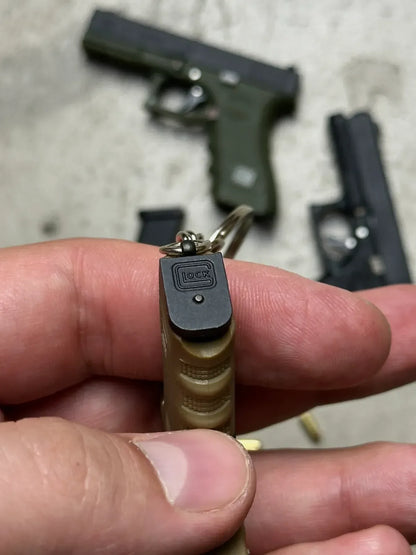 KeyArsenal™ Glock 17 Ejection Detachable Keychain - KeyArsenal