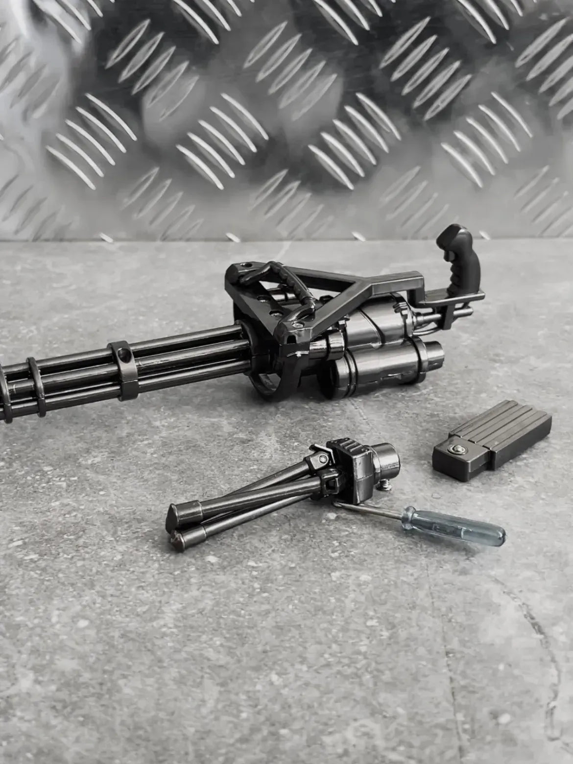 KeyArsenal™ M134-A2 Minigun Desktop Model - KeyArsenal